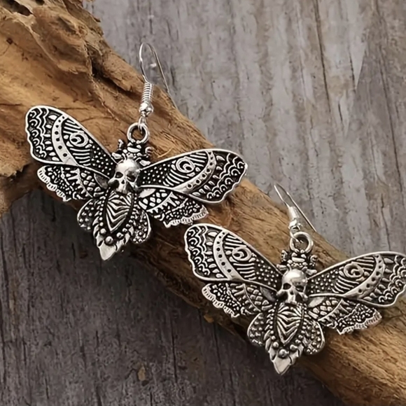 NEW Silver Handmade Metal Whimsigoth Witchy Goth Death Moth w/ Skulls Earrings - Picture 4 of 5